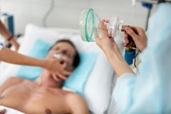 Ilustrační snímek / Zahraničí / Plicní ventilace / Koronavirus / Covid-19 / Dýchání / Nemocnice / Intenzivní péče / JIP / Shutterstock