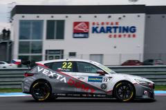 Petr Fulín v Seatu v závodě WTCR na Slovakia Ringu 2020