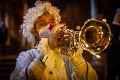 „To je blázinec, co?", aby potěšili seniory, šli klauni skoro do nebe