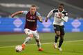 fotbal, anglická liga 2020/2021, Premier League - West Ham United v Fulham Vladimír Coufal, Ademola Lookman