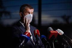 Živě: Babišův útok a volební revoluce. Co způsobí rozhodnutí Ústavního soudu?