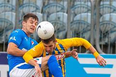 10. kolo Fortuna:Ligy, Opava - Ostrava: Faul Jakuba Pokorného proti Bojanu Dordičovi