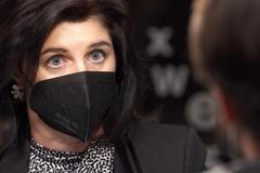 Šéfka SÚKLu: Slova Zemana, že můžu za mrtvé, mě neuráží. Ke Sputniku chybí data