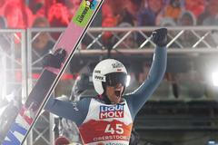 MS v klasickém lyžování 2021: Polák Piotr Žyla slaví výhru v závodě na středním můstku