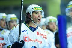 Jaromír Jágr v utkání první ligy proti Přerovu