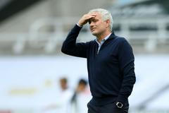 fotbal Premier League - Newcastle United v Tottenham Hotspur Jose Mourinho