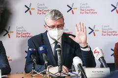 Ministr obchodu a průmysl a minitr dopravy Karel Havlíček