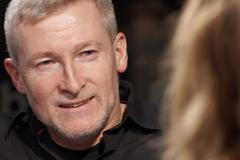 Vácha: Žijeme pro potlesk, selfíčka jsou patologická, mladí by na sobě měli pracovat