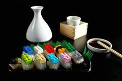 Jednorázové užití / Fotogalerie / Plastic people. Podívejte se, kolik mikroplastů denně dostanete do těla.