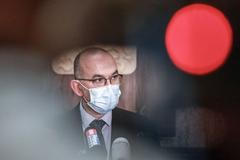 Ministr zdravotnictví Jan Blatný, tisková konference