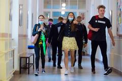 student, rouška, gymnázium, ilustrační