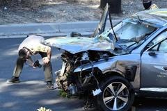 Podívejte se na záběry zničeného vozu golfisty Tigera Woodse, který havaroval v Los Angeles