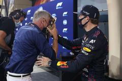 David Coulthard a pilot Red Bullu Max Verstappen po kvalifikaci na VC Bahrajnu 2021