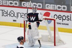 NHL: New York Islanders at Washington Capitals