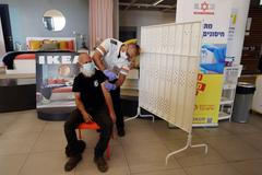 izrael očkování koronavirus ikea