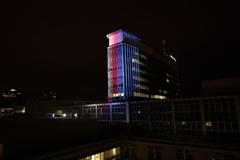 Budovy v barvách trikolory