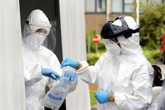 Thon: Virová nálož je obrovská, ale testovat plošně už není důvod. Opatření selhala