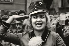 Jiřina Bohdalová, 1964, výřez