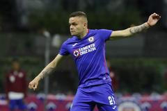 Rozhodčí zabránil gólu v utkání mexické ligy Cruz Azul - Toluca