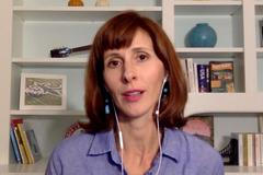 Novinářka z USA: Letos je to opravdu vyhrocené, tak rozdělenou společnost nepamatuju