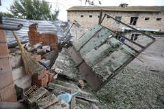 Údajně rozbombardovaný dům ve městě Agdam v Náhorním Karabachu.