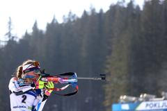 Markéta Davidová při závodě s hromadným startem na MS 2021