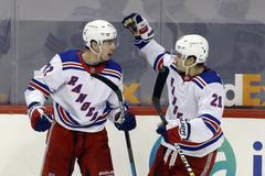 NHL: New York Rangers vs Pittsburgh Penguins
