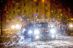 Helsinki, Finsko, Skandinávie, sníh, automobil, zasněžená cesta, silnice, zima, sněžení, sněhová kalamita