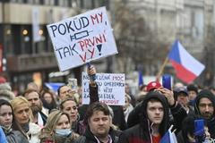 praha demonstrace koronavius vakcína