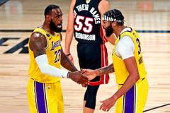Anthony Davis a LeBron James ve finále NBA 2020