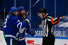 NHL: Ottawa Senators at Toronto Maple Leafs