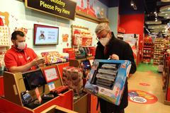 DVTV živě: Velké rozvolnění je tu! Vánoční nákupy jako záchrana obchodů, nebo riziko?