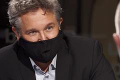 Smejkal: Připít si zítra v hospodě na zdraví bude ironie. Do Vánoc to bude zajímavé