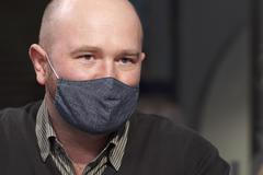 Šusta: Pokud se smrt přímo nedotkne nás, je nám lhostejná, covid mění morálku lidí