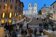 Italové vidí světlo na konci tunelu, restaurace měly po rozvolnění plno, říká Kučík