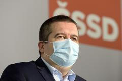 Živě: Jaká je reakce ČSSD na Hamáčkovu cestu do Mosky? Sledujte TK