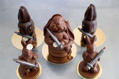 Zajíčci s vakcínami. Maďarský cukrář László Rimóczi přišel s velikonoční inovací