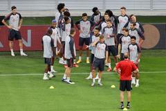 FILE PHOTO: European Super Cup - Bayern Munich Training