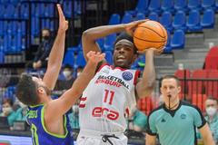 Liga mistrů 2020/21, Nymburk - Sassari: Jerrick Harding z Nymburku