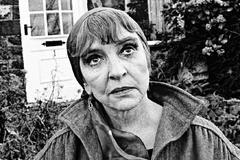 Alice Thomas Ellisová