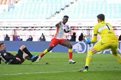 Bundesliga - RB Leipzig v VfB Stuttgart