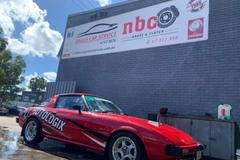 Mazdy RX-7 s níž závodil Shane Navin