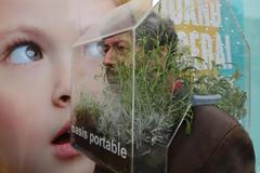 Osobní přenosná oáza pro jednoho. V soukromé bublině belgický umělec pěstuje rozmarýn i levanduli