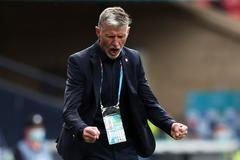 Jaroslav Šilhavý v zápase Skotsko - Česko na ME 2020