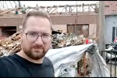 Obyvatel Lužic nás provedl katastrofou: Bylo to hrozné. Demolice čeká desítky domů