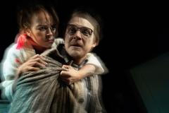 Fred Apke: Slepice na zádech