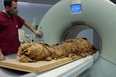 Kněz byl mladá těhotná žena. CT vyšetření mumie egyptology překvapilo
