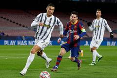 fotbal, Liga mistrů 2020/2021, FC Barcelona v Juventus, Cristiano Ronaldo a Lionel Messi