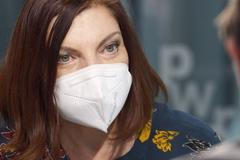 Lidé zapomínají na to, jakou dřív zažívali bezmoc. Bojím se toho, říká Mornštajnová