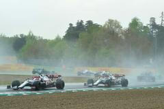 Start Velké ceny Emilia Romagny F1 2021